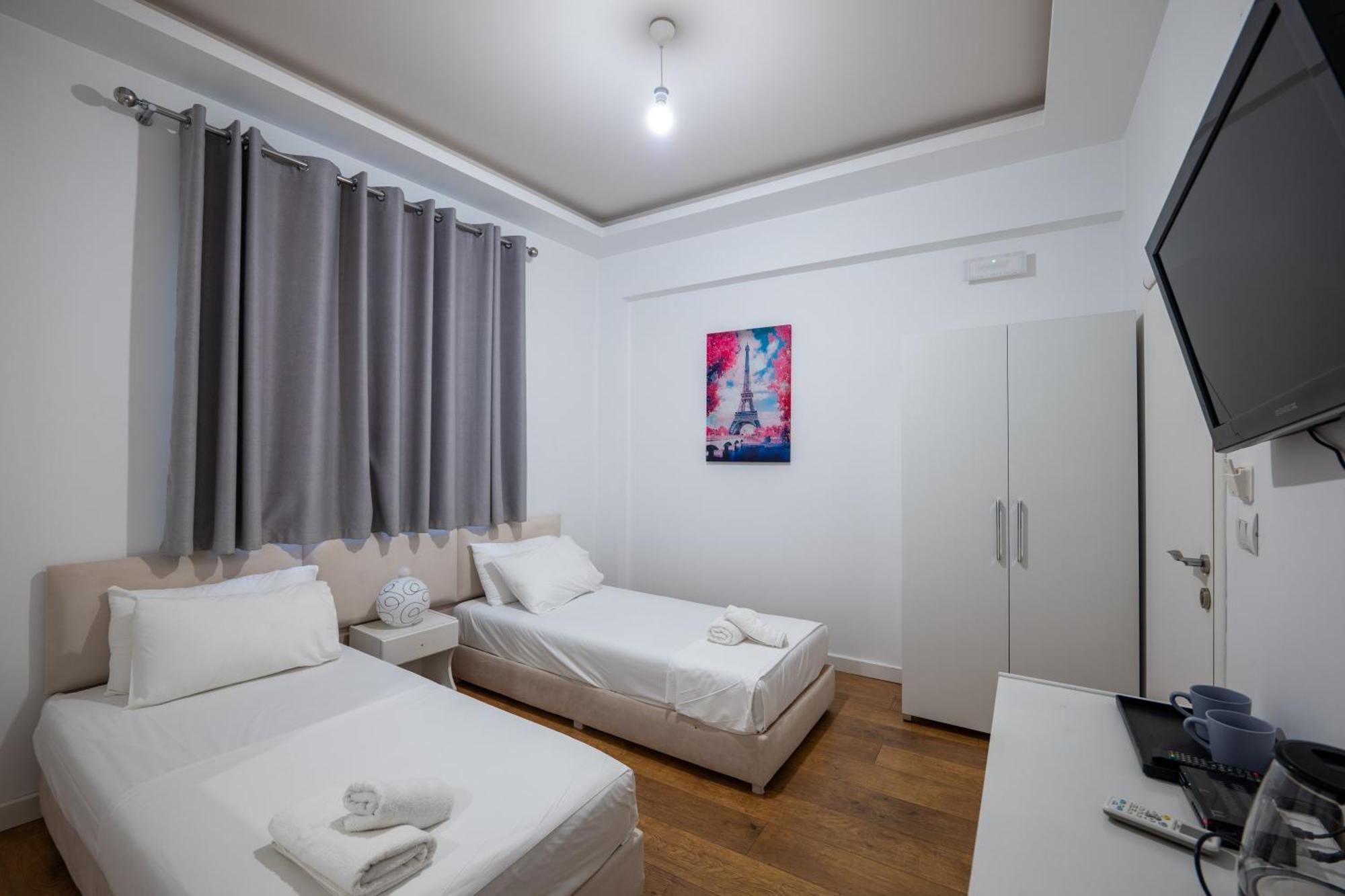 Hotel Myrtai - City Center ซารานเดอ ภายนอก รูปภาพ